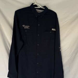 Columbia Men's Dark Blue Casual Button Down Shirt